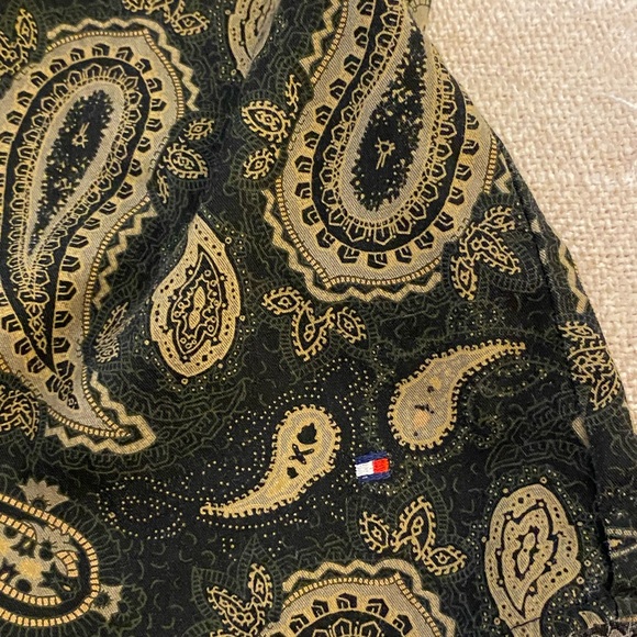 Tommy Hilfiger Medium Paisley Blouse W/ Bell Sleeves - Picture 14 of 16